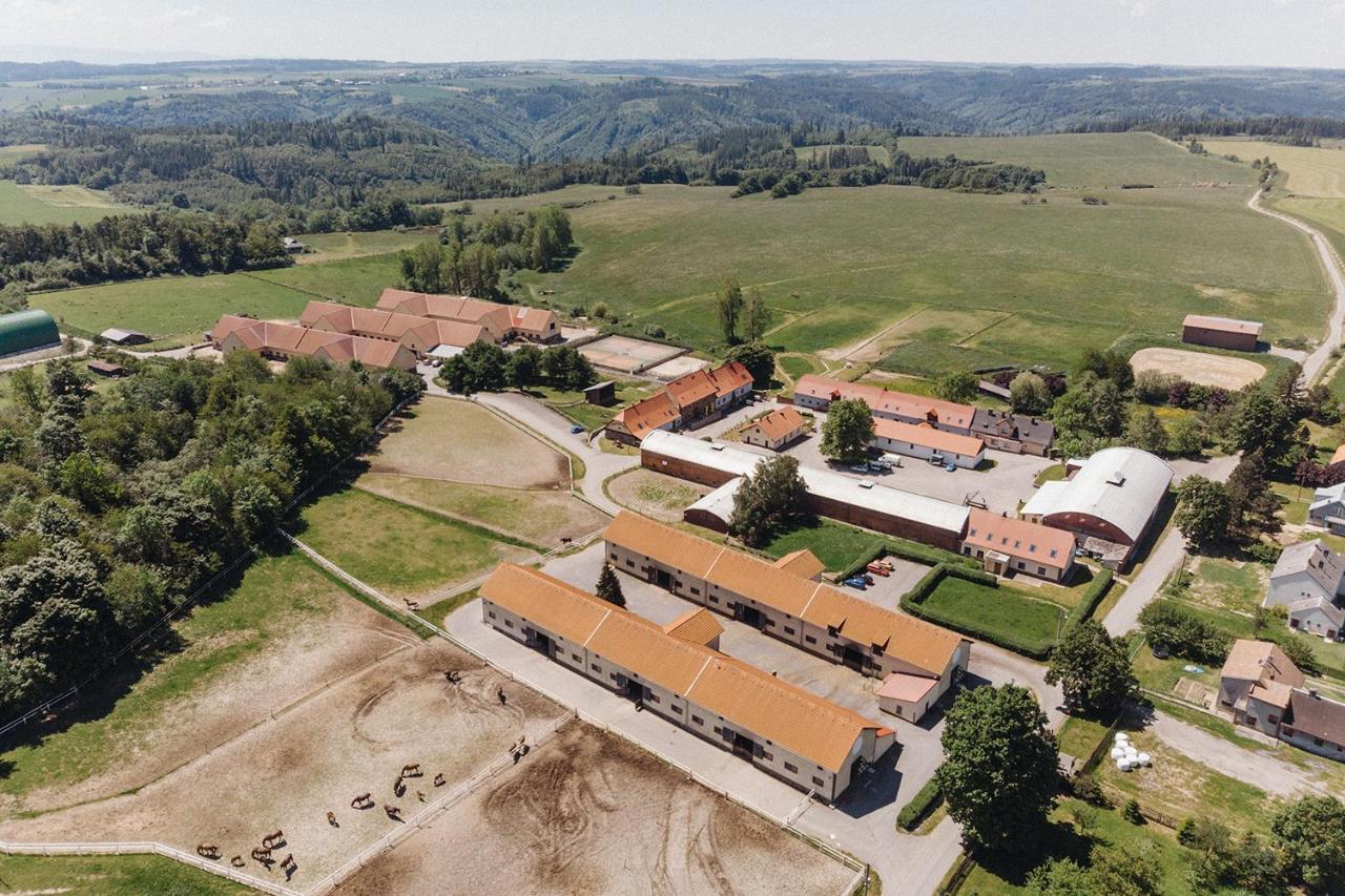 Villa Farma Klokocov Vitkov Exterior foto